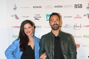 Χριστίνα και Ελίνα Μπόμπα… σαν δυο σταγόνες νερό- Αγκαλιά στο Λονδίνο οι δύο αδερφές [Εικόνα]