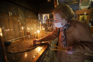 Εκπληκτικό: Την Τρίτη τα μεσάνυχτα θα γίνει η Ανάσταση στις εκκλησίες