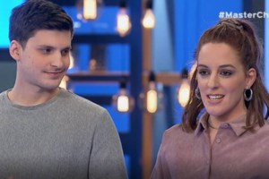 Νικολέττα Ράλλη: "Γλέντι" σε Twitter και Instagram με το... προσωπικό της σύννεφο - Τι απαντά η ίδια [Βίντεο] - εικόνα 3