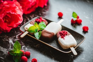 Αγίου Πνεύματος: Πώς λειτουργούν σήμερα σούπερ μάρκετ και καταστήματα - Για ποιους είναι αργία