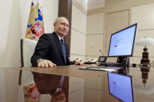 Η πρώτη ομιλία Πούτιν μετά την επανεκλογή του: "Η Ρωσία δεν θα αφεθεί να εκφοβιστεί από τους αντιπάλους της"