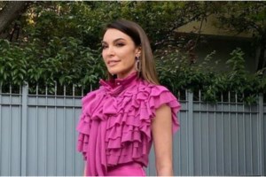 Τατιάνα Στεφανίδου: Με μαύρο μπικίνι και καπέλο πάνω στο σκάφος - Η φωτογραφία από τους μαγευτικούς Παξούς