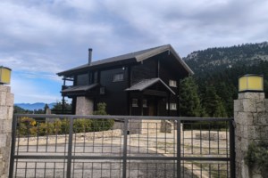 Αράχωβα: Δύο οι εκτελεστές του Γιάννη Λάλα - Τον γάζωσαν με καλάσνικοφ και εννιάρι - Βίντεο και μαρτυρίες στο μικροσκόπιο - εικόνα 2