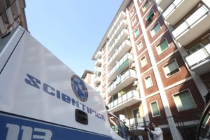 Βερόνα: Αδέλφια ανατίναξαν το σπίτι τους για να μην τους κάνουν έξωση - Νεκροί τρεις αστυνομικοί - εικόνα 4