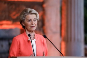 Η κρίσιμη συνάντηση Τραμπ - Ζελένσκι στη Φλόριντα και η προειδοποίηση Πούτιν για "επίτευξη στόχων με τη βία" - εικόνα 2