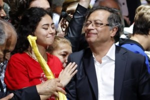 Τραγωδία στην Κολομβία: Τέσσερις νεκροί σε ταυρομαχία - Κατέρρευσε ξύλινη εξέδρα [εικόνες] - εικόνα 5