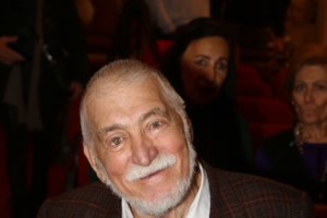 Ανέστης Βλάχος: Εξελίξεις στον οικογενειακό εμφύλιο με τη διαθήκη του - Πότε θα ανοιχτεί