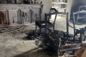Γλυφάδα: Συνελήφθη ο 46χρονος αξιωματικός του Πολεμικού Ναυτικού για τις εμπρηστικές επιθέσεις στις πρώην συντρόφους του - εικόνα 4