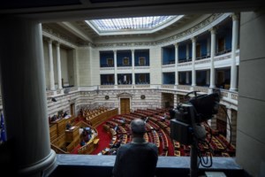 Αποχωρήσεις στον ΣΥΡΙΖΑ: Παραιτήθηκε με αιχμές ο Άγης Τάτσης - "Γελάει το πανελλήνιο μαζί μας"