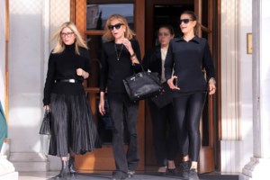 Τατιάνα Μπλάτνικ: Η δημόσια έκκληση για την εξαφάνιση του αδερφού της - "Οποιαδήποτε πληροφορία...θα μπορούσε να κάνει τη διαφορά"