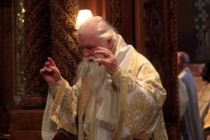 Νέο "ντελίριο" Αμβρόσιου για Κεραμέως: Πολεμική διάθεση και συμπεριφορά εναντίον των Ορθοδόξων Ελλήνων - εικόνα 2