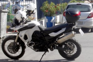 Βοιωτία: Παραλίγο τραγωδία με 7χρονο στην Πύλη Δερβενοχωρίων - Δέχθηκε άγρια επίθεση από αδέσποτους σκύλους