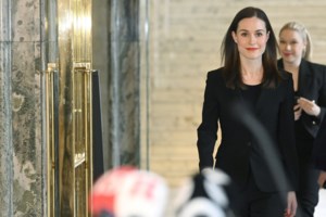 Άλλος άνθρωπος η Σάνα Μαρίν - Από τα ταγιέρ της πρωθυπουργίας στις διάφανειες σε μουσικό φεστιβάλ [εικόνες] - εικόνα 7