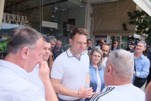 Αδειάζουν τον Κασσελάκη Σπίρτζης και Βασιλειάδης μετά τις δηλώσεις για "υπουργούς που σκοτώνουν παιδιά"