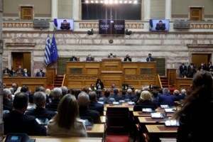 Επίθεση ΝΔ σε ΣΥΡΙΖΑ: "Λέει τα ίδια με τον Κασιδιάρη - Είναι με τον εισβολέα Πούτιν" - εικόνα 2