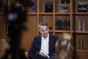 Μητσοτάκης από Νάουσα: Να δω πώς θα πληρώνονται οι συντάξεις σας με κυβέρνηση ειδικού σκοπού - εικόνα 3