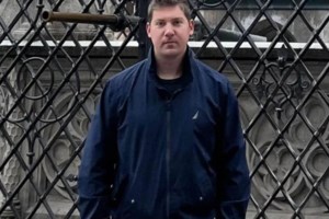 Θεσσαλονίκη: ''Νταής'' πατέρας έσπασε την πόρτα σε παιδικό σταθμό, άρπαξε τα δύο παιδιά του και εξαφανίστηκε