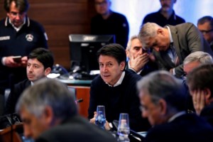 Κοροναϊός: Έκτακτη σύσκεψη στο υπουργείο Υγείας "στη σκιά" των κρουσμάτων στην Ιταλία