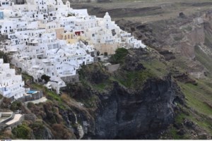 Νέος σεισμός τα ξημερώματα στη Σαντορίνη: Σε ύφεση η σεισμική δραστηριότητα - Κλειστά τα σχολεία μέχρι την Παρασκευή - εικόνα 2