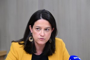 Απάντηση Κεραμέως στους 11 της ΝΔ: Έχουν δοθεί 33.500 θέσεις εργασίας, μέσω του προγράμματος για ανέργους 55 ετών και άνω - εικόνα 2