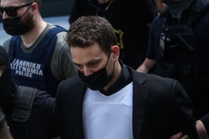 Σκληραίνει τη στάση της η οικογένεια της Καρολάιν: Οι γονείς του Αναγνωστόπουλου να βλέπουν τη Λυδία μέσω Skype - εικόνα 2