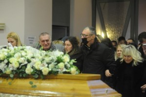 Viral η γκάφα στη Νάξο: Ξόδεψαν 119.500€ για γήπεδο και τοποθέτησαν την μπασκέτα σε... λάθος σημείο [εικόνες] - εικόνα 2