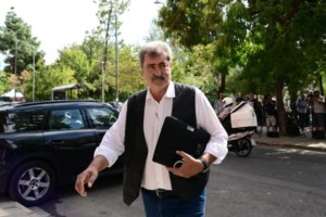 Κόντρα Γεωργιάδη με Φάμελλο στη Βουλή: "Λειτουργείτε ως ντίλερ της ιδιωτικής υγείας -Σταματήστε"