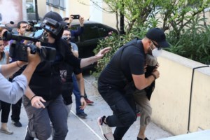 Επίθεση με βιτριόλι: Η 35χρονη είχε βάλει GPS στο αυτοκίνητο της Ιωάννας - Αυτό είναι το σημείωμα [εικόνα] - εικόνα 3