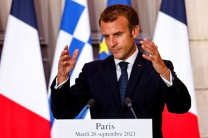 Τομπιρά: Η πρώην υπουργός του Ολάντ, υποψήφια της Αριστεράς απέναντι στον Μακρόν - "Εσβησε" τον Μελανσόν - εικόνα 2