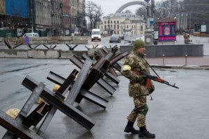 Πόλεμος στην Ουκρανία: Νέες κυρώσεις της ΕΕ σε Ρωσία και Λευκορωσία και 100 νέοι ολιγάρχες στη μαύρη λίστα