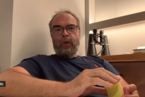 Kαταγγελίες για "διπλή ζωή" επισκόπου στην Πάτρα: Γυμνισμός, γυναίκες και βιασμός ΑμΕΑ - Αρνείται τα πάντα ο ρασσοφόρος - εικόνα 4