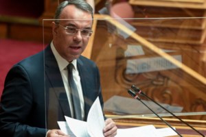 HSBC: Ανθεκτική η ελληνική οικονομία, ισχυρή ανάκαμψη 7% στο γ’ τρίμηνο - εικόνα 3