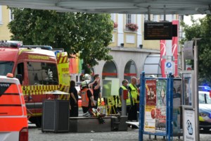 Αμβούργο: Τουλάχιστον 17 τραυματίες στην επίθεση με μαχαίρι στον σιδηροδρομικό σταθμό- Συνελήφθη 39χρονη Γερμανίδα