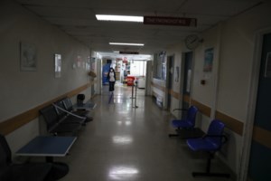 Κατερίνη: Εγκλωβισμένες μητέρα και κόρη για ημέρες σε χαράδρα - εικόνα 2