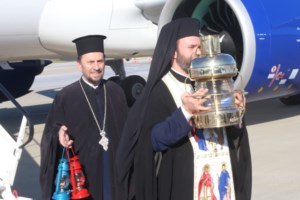 "Δεύτε λάβετε..." Άγιο Φως: Το απόγευμα η άφιξή του από τα Ιεροσόλυμα - Σε ποιες πόλεις θα μεταφερθεί - εικόνα 2