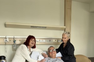 "Έμαθα, μίλησα και έζησα, σειρά σας… Θα σας ακολουθώ από ψηλά" - Συγκίνηση για το τελευταίο μήνυμα του Δημήτρη Σούρα - εικόνα 5