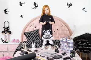 Οργή για τον οίκο Balenciaga στο Λονδίνο: "Παιδοφιλία" - Ο σάλος μετά τις εικόνες παιδιών με σαδομαζοχιστικά σύμβολα - εικόνα 5