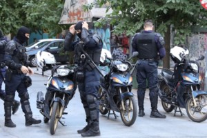 Θεσσαλονίκη: Στη φυλακή ο 44χρονος που κατηγορείται ότι προσπάθησε να πνίξει με κορδόνια την 34χρονη σύντροφό του