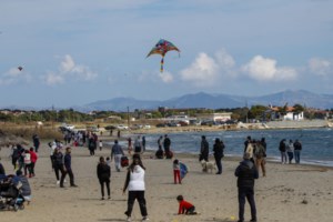 Καθαρά Δευτέρα: Με μουσική, σαρακοστιανά και υπαίθρια τραπέζια γιορτάζει η Αττική - Οι εκδηλώσεις σε κάθε δήμο - εικόνα 5