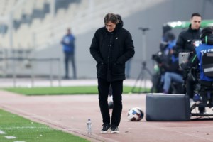 Λευκός καπνός, παραμένει στην ΑΕΚ ο Ματίας Αλμέιδα- "Το γυαλί δεν ράγισε, είναι αλεξίσφαιρο" η ατάκα Ηλιόπουλου - εικόνα 2