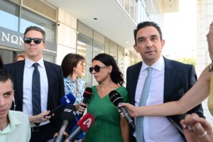 Η Παπούλια ξέσπασε σε κλάματα με την ενοχή του Φιλιππίδη - "Τρέμω να το πω, είμαι συγκινημένη"