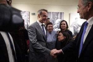 Μητσοτάκης: Έρχονται 12 μειώσεις φόρων - Τον Δεκέμβριο το έκτακτο βοήθημα στους συνταξιούχους
