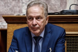 Η Έφη Αχτσιόγλου θα συμμετάσχει στο πρόγραμμα Field της πρώην πρωθυπουργού της Ν. Ζηλανδίας, Τζασίντα Άρντερν