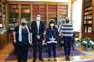 Κατερίνα Σακελλαροπούλου: Επίσκεψη στο Μουσείο Σύγχρονης Τέχνης [εικόνες]