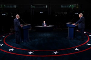 Η επική απάντηση Μπάιντεν στον Τραμπ με φωτογραφία στο Twitter: Ακουστικά και παγωτό με φυστικοβούτυρο - εικόνα 2