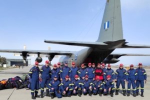 Θεσσαλονίκη: Αναχωρούν και οι εθελοντές διασώστες για την Τουρκία - 30 μέλη με έναν σκύλο [Εικόνες] - εικόνα 2