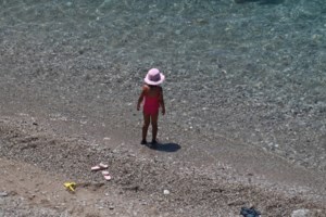 Χανιά: Ναυαγοσώστης εκτός υπηρεσίας έσωσε πέντε άτομα που κινδύνευαν