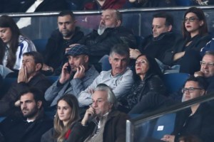 Ο Δήμαρχος Αθηναίων αυξάνει τα τέλη στις μικρές επιχειρήσεις (περίπτερα κ.α.)- Μεγάλες αντιδράσεις