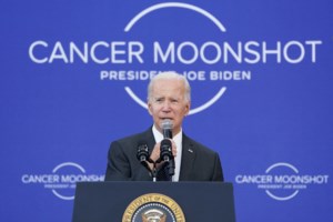 Ο Μπάιντεν σε διθέσιο κάμπριο: Ρώτησε τον επικεφαλής των μυστικών υπηρεσίων αν θέλει να τον γυρίσει σπίτι [βίντεο]