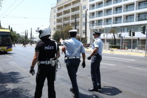 Κορονοϊός: Πάνω από 50.000 έλεγχοι της ΕΛΑΣ το Σάββατο - 2 συλλήψεις και δεκάδες πρόστιμα για μάσκες